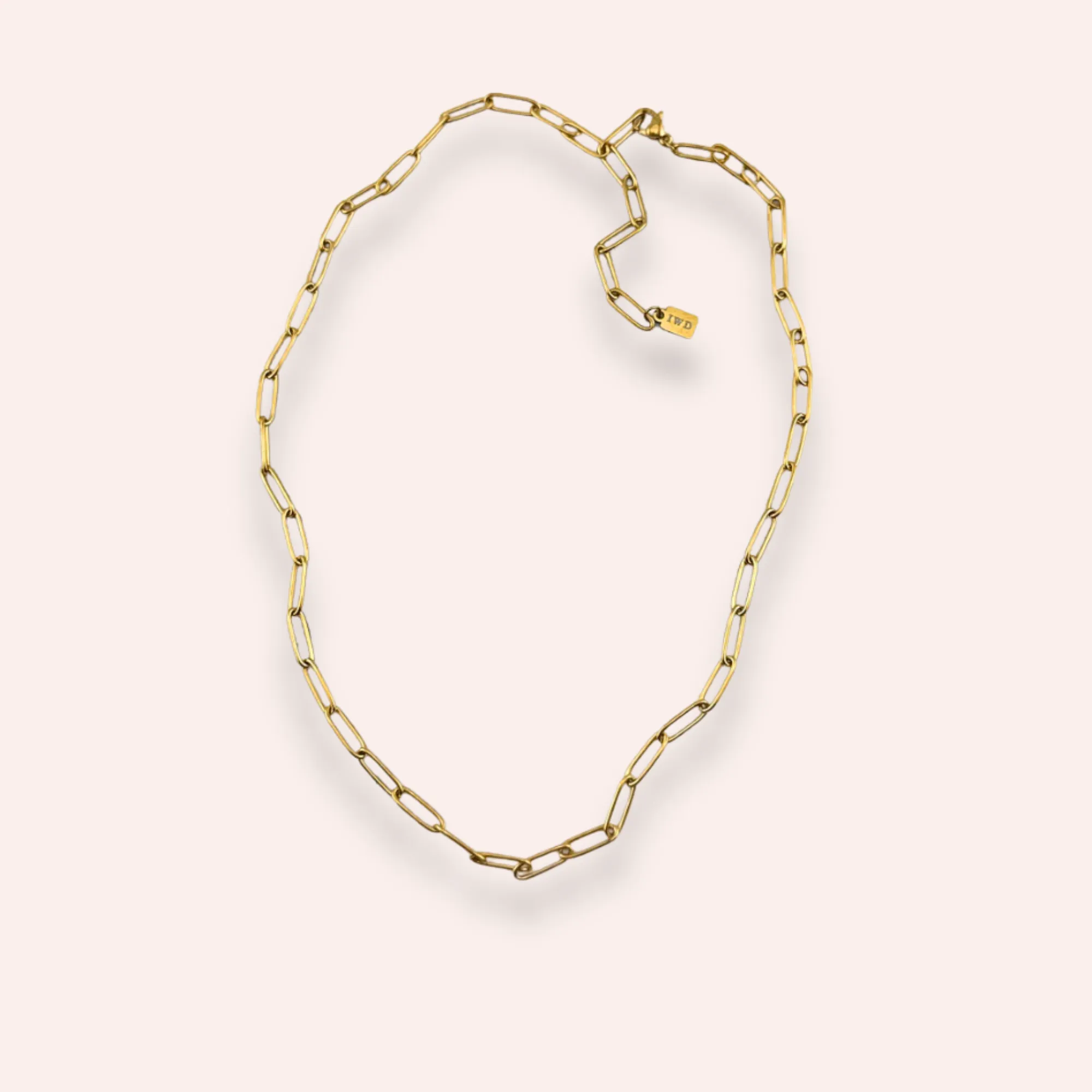 Albe Necklace