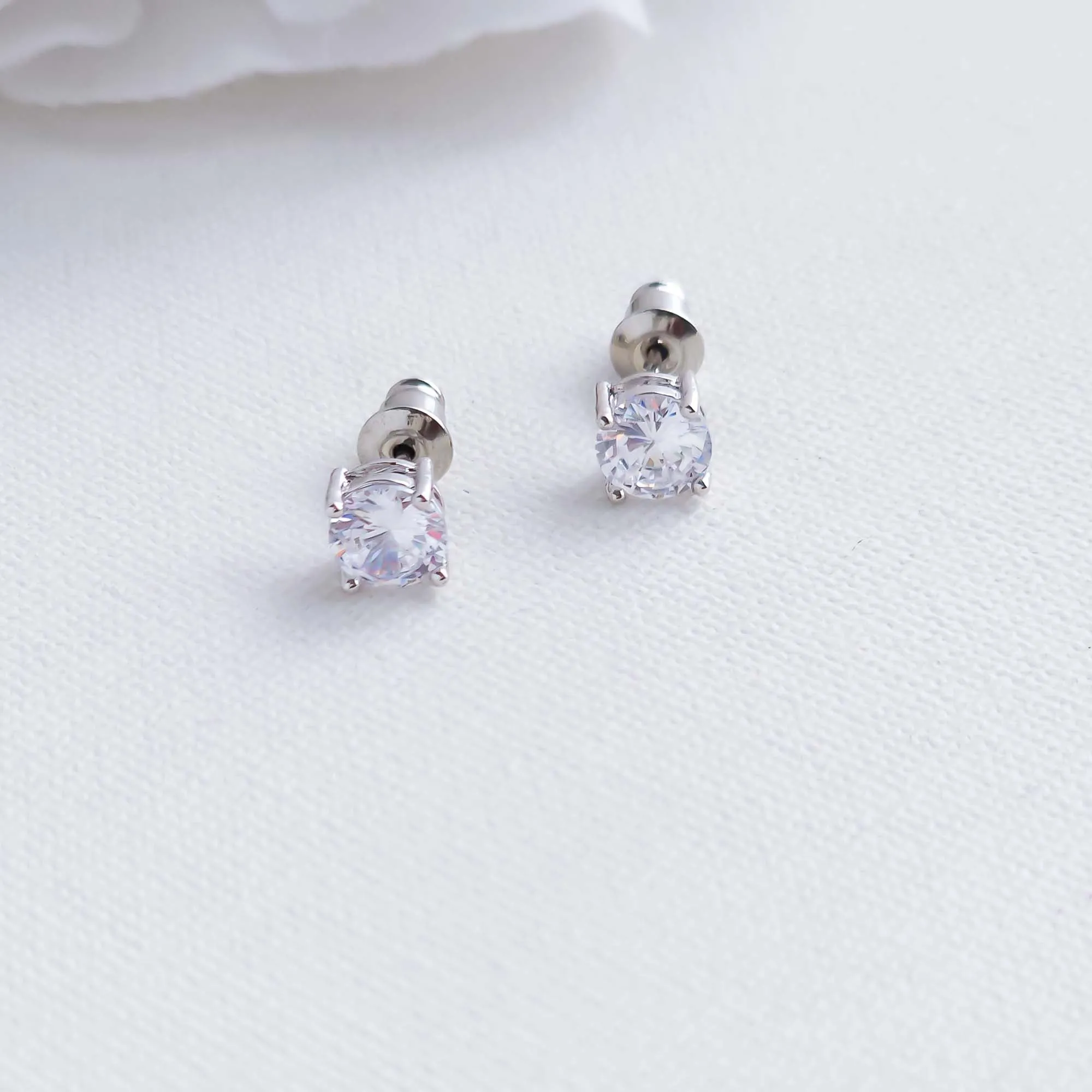 Simple Round CZ Stud Earrings-Liv