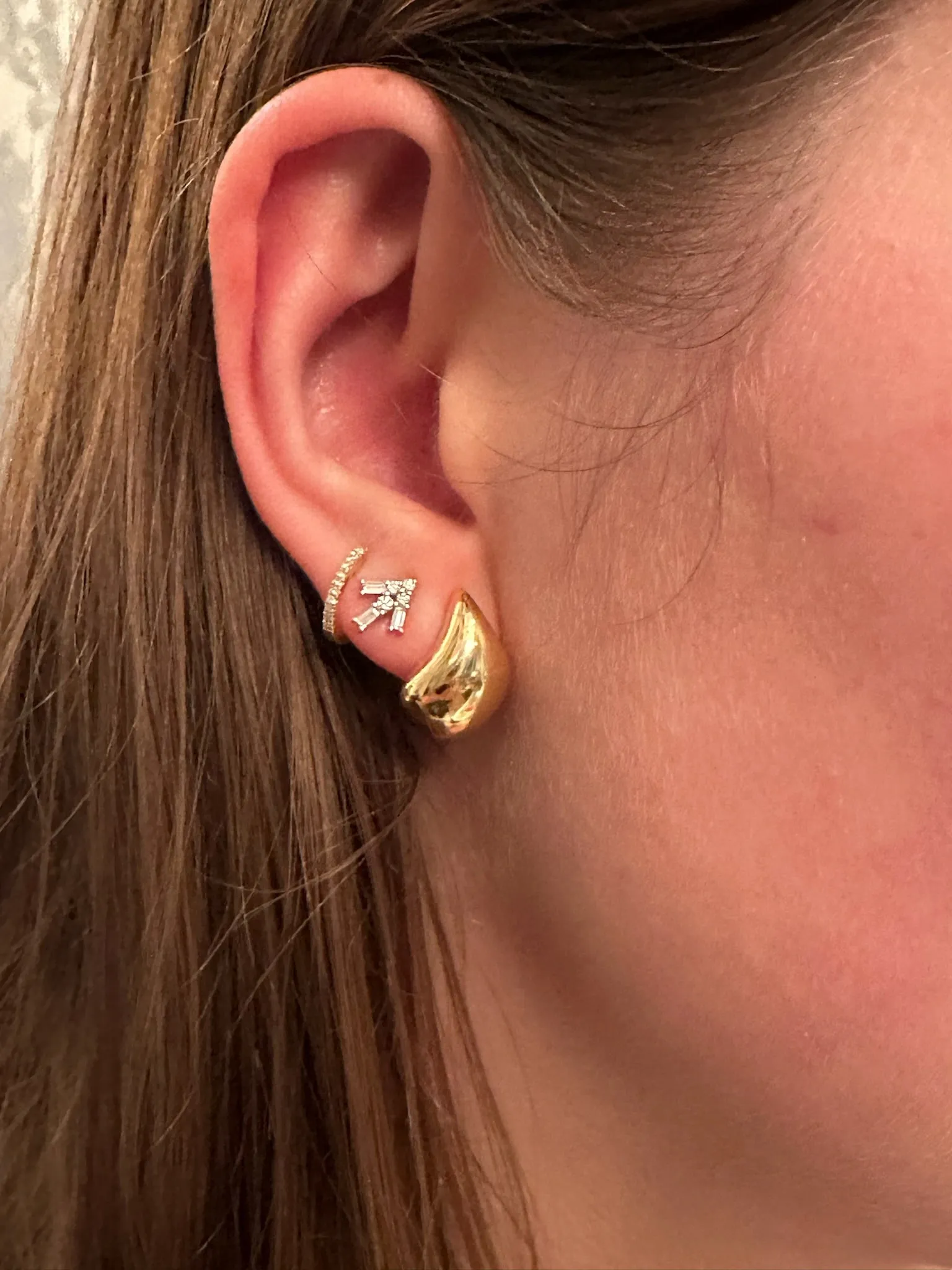 TAYLOR DIAMOND STUDS